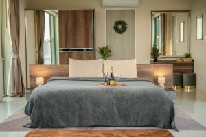Supreme Private Villa with 4 Bedrooms and Nice Pool
