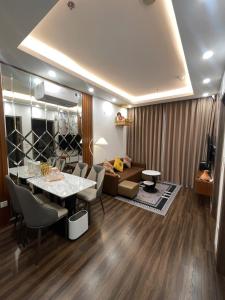 Luxury 2BR Fully Furnished Apartment - Hoang Huy Commerce