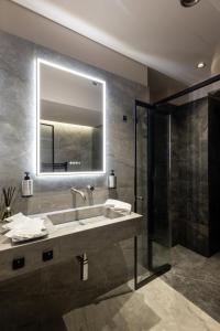 Lux Suites Athens
