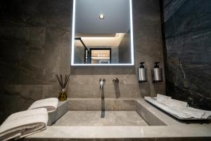 Lux Suites Athens