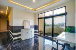 Urbanview Hotel Vara Stay at Soekarno Hatta Bandung by RedDoorz
