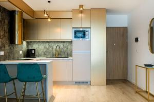 MyFlat Wave Gold29 Apartment