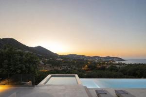 Gaia Villas - With 2 Private Pools