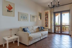 GuestHost - A Casa di Nonna - Seaview Flat with Terrace