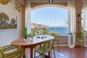 GuestHost - A Casa di Nonna - Seaview Flat with Terrace
