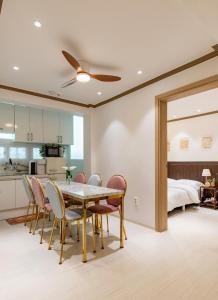 Gangnam Daiso Hakdong Station Exit 4 7 minutes on foot from Olive MooShinsa Family trip Laundry Luggage storage Business trip Comfortable bed