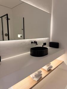 Black House