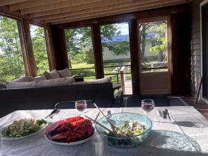 Private Beach Escape - Chalet Ferdinand