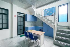 RedDoorz Syariah near Sukabumi City Station 2