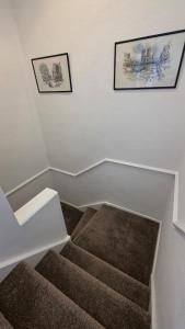 Fresh, Fully Equipped 4 Bedroom Home