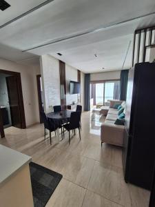 Modern apartment, 5 minutes walk to Mehdia main beach
