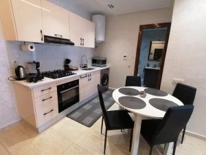Modern apartment, 5 minutes walk to Mehdia main beach
