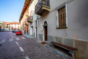 Villa Piemonte - Simple & Historic Group accommodation