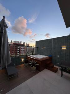 Penthouse with Private - Jacuzzi in Cabo Branco 603