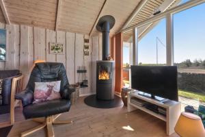Dejligt Feriehus Med Panoramaudsigt Sj519