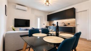 Apartment Tina - Beach & Garden Escape