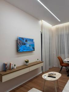 Anas Oasis Apart