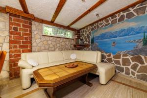 Villa Adry 2