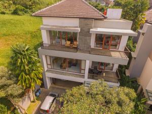 Ohara City View Villa 5 Bedrooms With a Private Heated Swimming Pool and a Movie Room and a Billiard Table