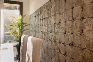 Signature Athenian Residence