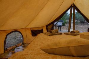 Bellissima Bell Tent - Romantic Glamping Retreat in Nature