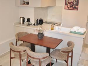 Fleeville Zhan Apartment 3