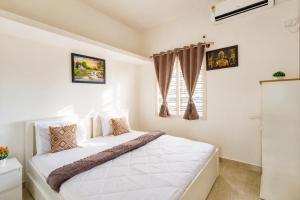 Denim House byRedOlive2BHKNandi HillsNr Airport