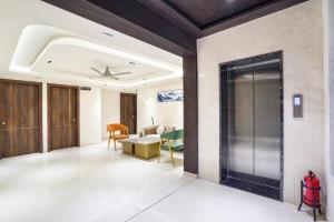 Raayara Suites