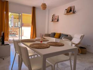 Stylish Marbella Spot Pass the Keys