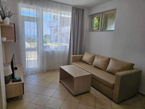 Family Apartment with Sea View in Apolon by Flat Mаnаger