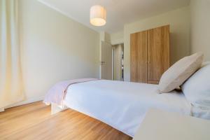Leaf Apartment in Zurich Oerlikon