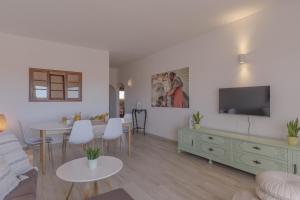 #386 Sea view, Stunning and Unobstructed
