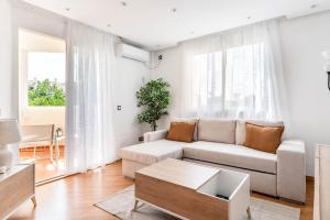 Zeus Mediterranean Stay