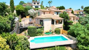 Villa avec Piscine, Vue panoramique sur lEsterel - Palmazur Vacances