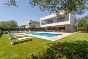 Modern Villa Olivera with Private Pool