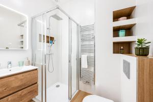 Prague Days - Studio Apartment with 1Gb WiFi & Elevator in Top Location
