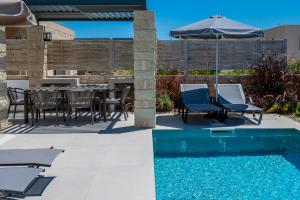 Elpida Luxury Villa, private pool, fantastic view!