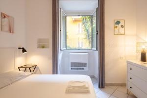 Lovely cozy Studio apartment on La Spezia most loved historic staircase In centro e a 6 minuti dalla stazione