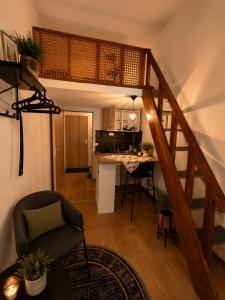 Modern Loft Studio with Private Kitchenette & Shower