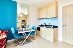 Grande Carribean apartments Jomtien beach Pool view Sea View