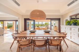 Fully Staffed Villa at La Marina-Casa de Campo