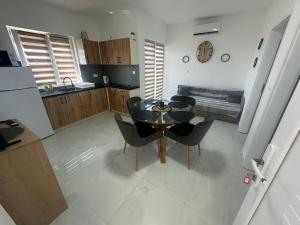 Aparrtment with rooftop terrace with sea view