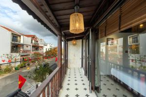 Rosie Private Wooden Villa