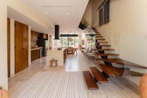 Private Oasis Mistiq, Rooftop Pool, Beach Shuttle