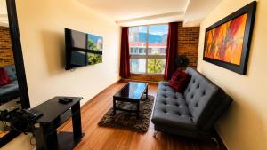 New comfortable Laureles Apartment Great location!