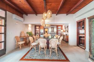 Fun in the sun classic villa at Los Lagos in Casa de Campo