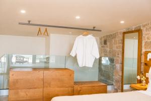 Almendras Luxury Rooms