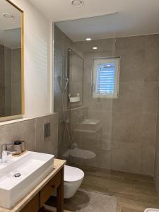Charming Studio in Lustica Bay Centrale