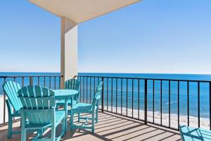 Casual beachfront getaway with pool ocean views & beach access