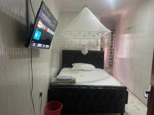 Queens park lodge